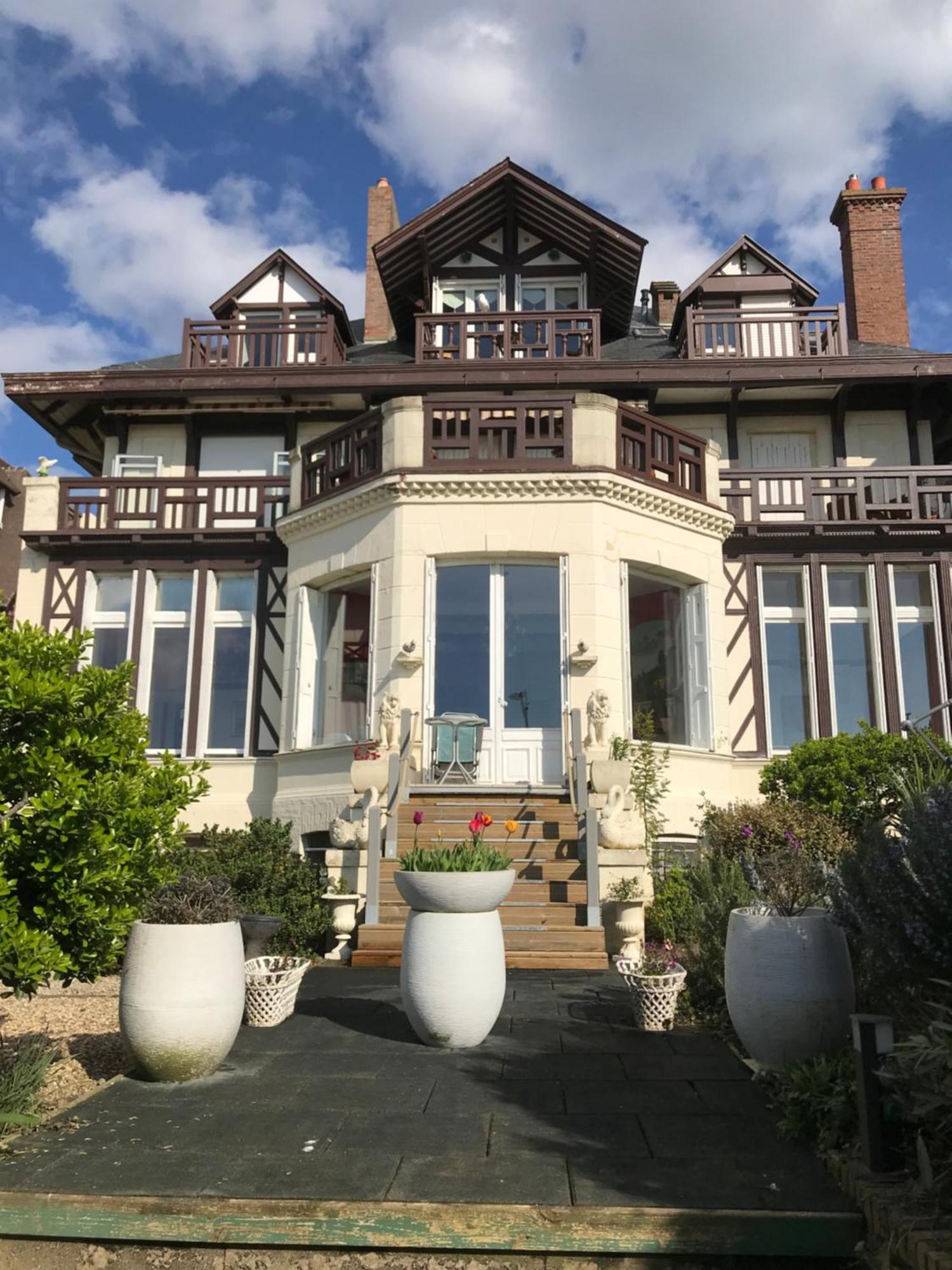 Au Soleil Couchant Trouville-sur-Mer Exterior foto